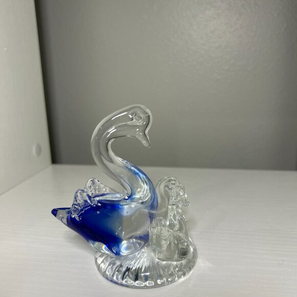 GLASS SWAN WITH BABIES - Picture 3 of 4